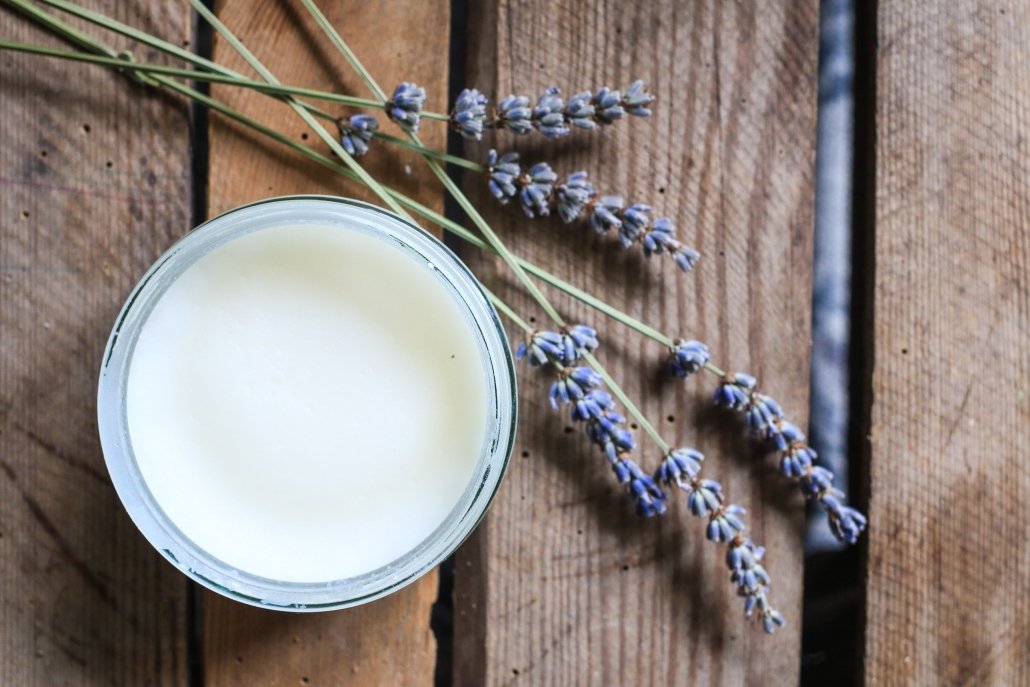 Wie du ein natürliches Deo selbst herstellen kannst